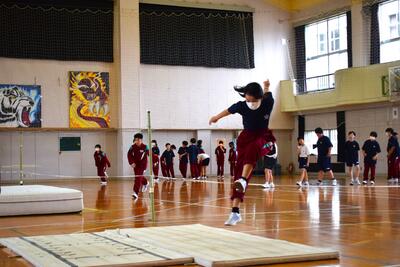 １年生　走り高跳び